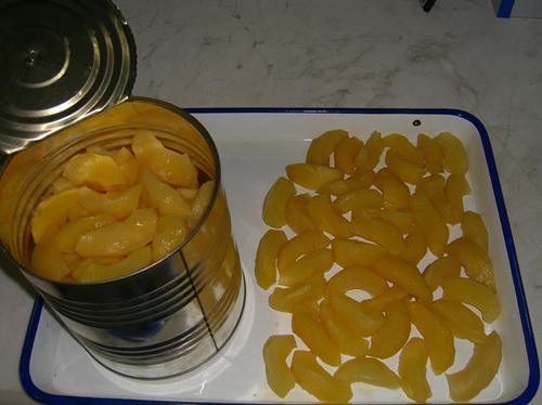 Canned apple